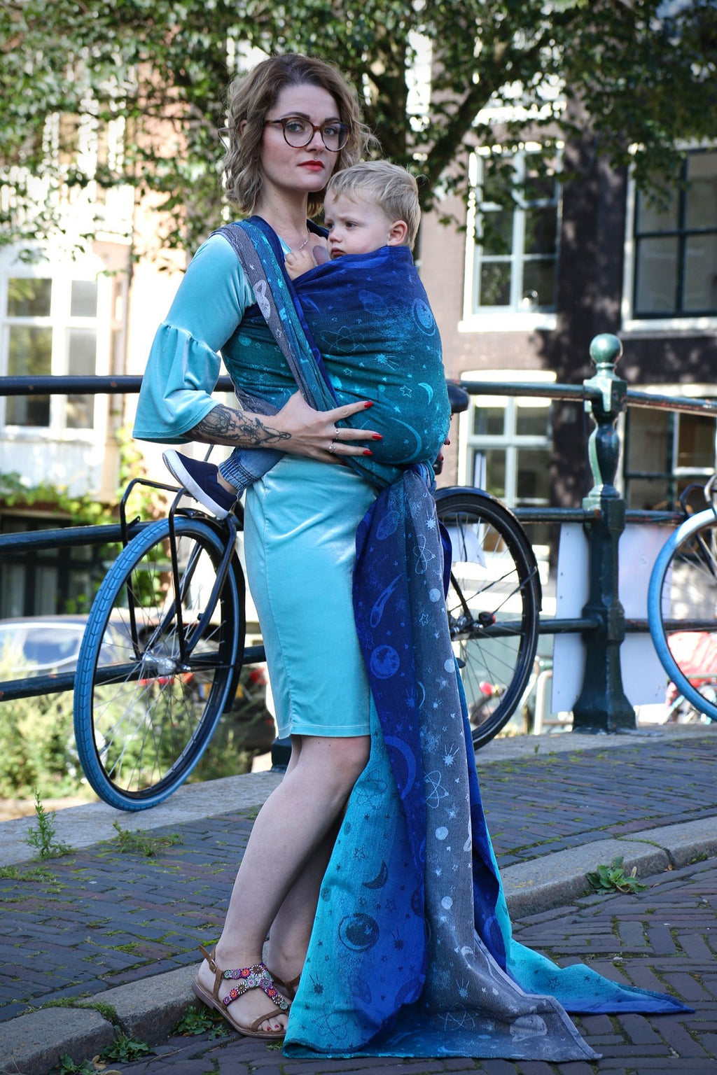 Yaro Ringsjal - Cosmos Aqua Grad Black