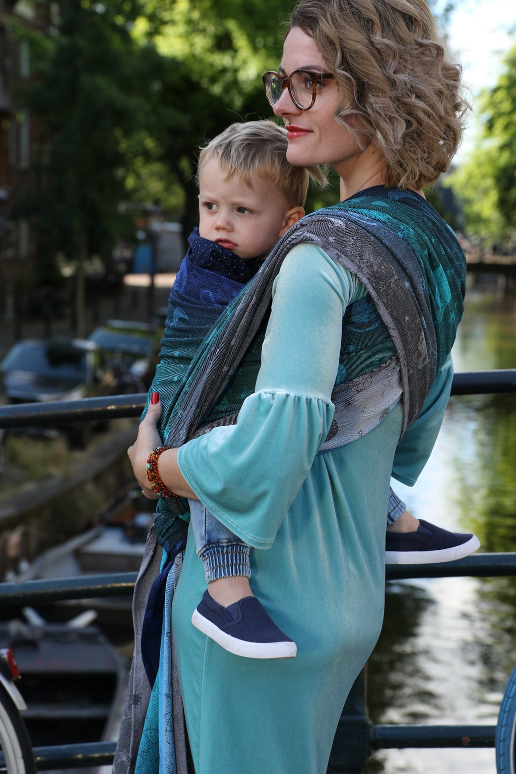Yaro Ringsjal - Cosmos Aqua Grad Black