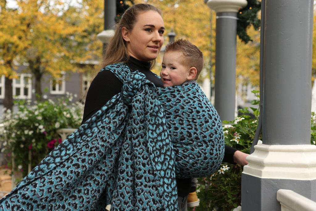 Yaro Ringsjal - Pussycat Trinity Black Petrol Wool