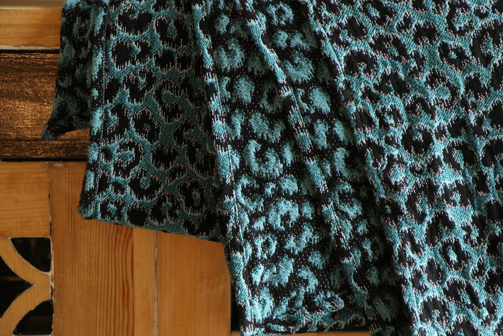 Yaro Ringsjal - Pussycat Trinity Black Petrol Wool