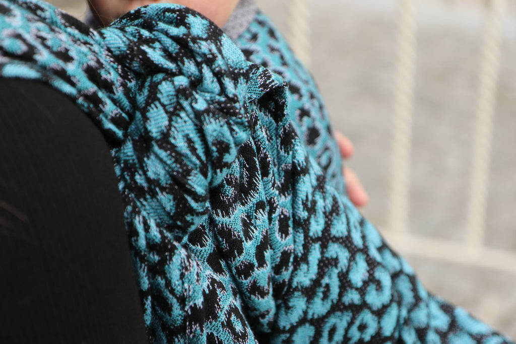 Yaro Ringsjal - Pussycat Trinity Black Petrol Wool