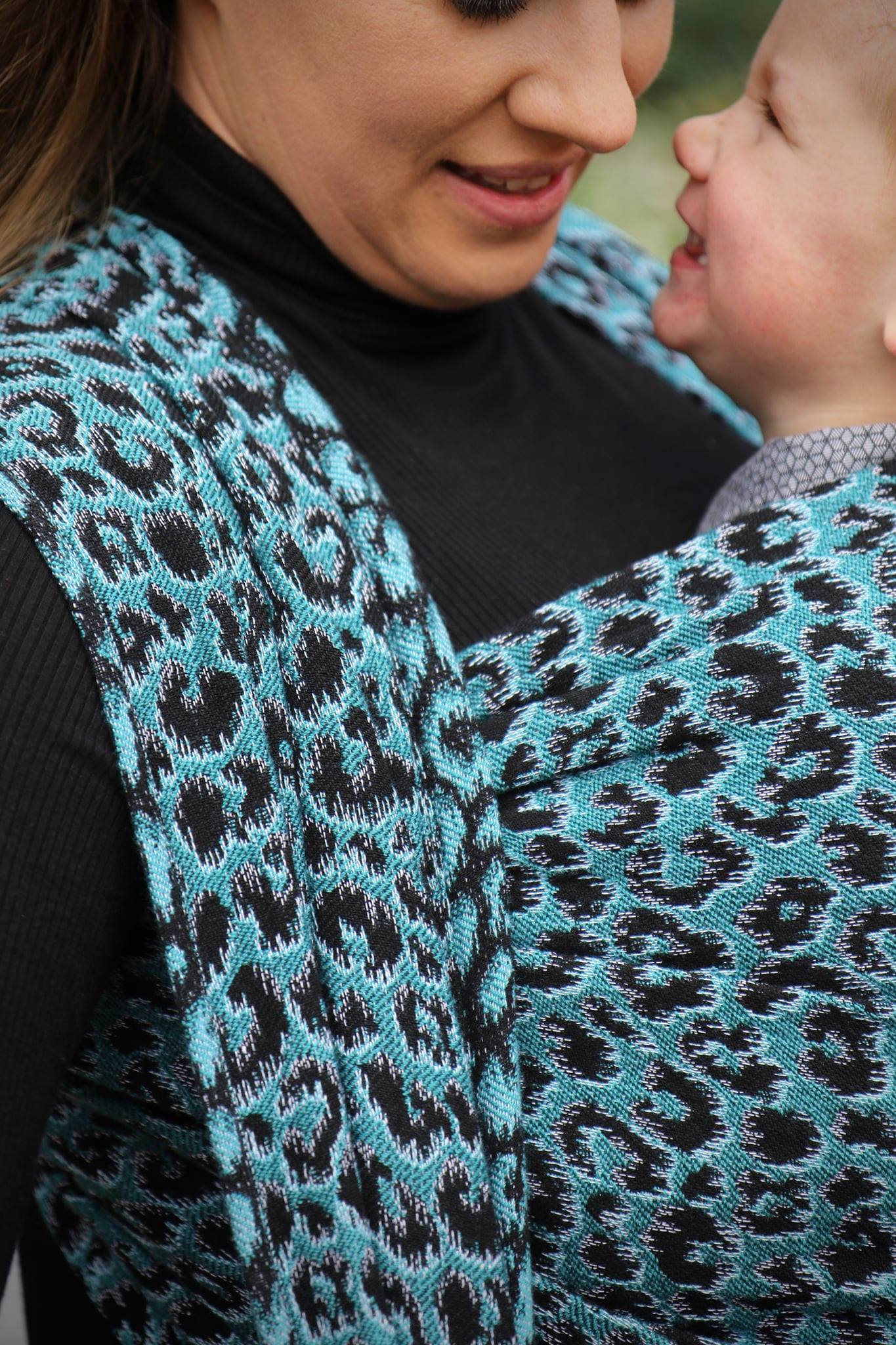 Yaro Ringsjal - Pussycat Trinity Black Petrol Wool
