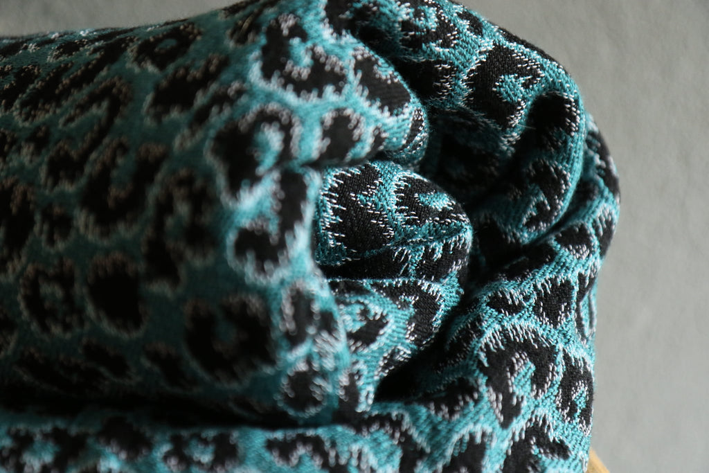 Yaro Ringsjal - Pussycat Trinity Black Petrol Wool