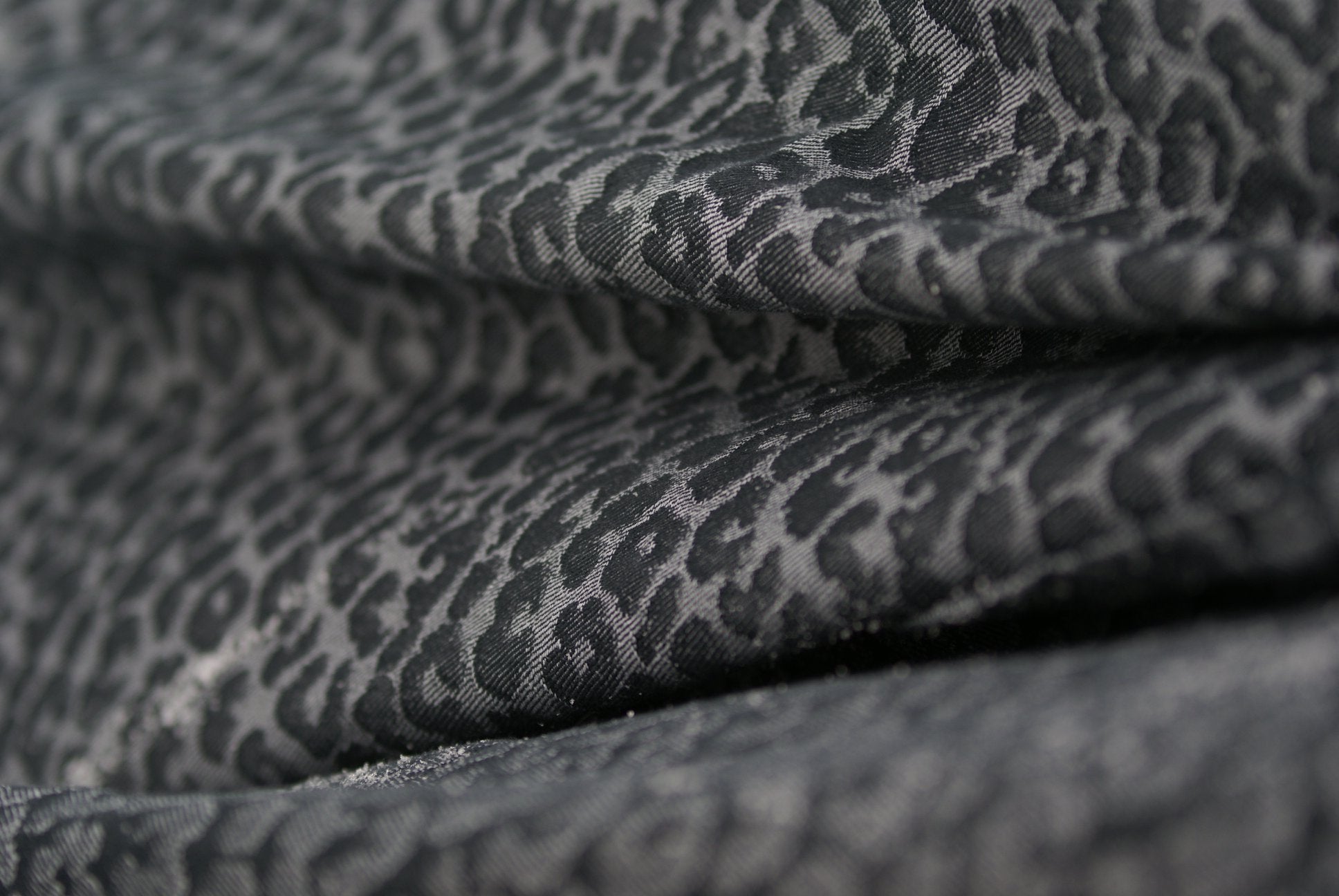 Yaro Pussycat Black Grey