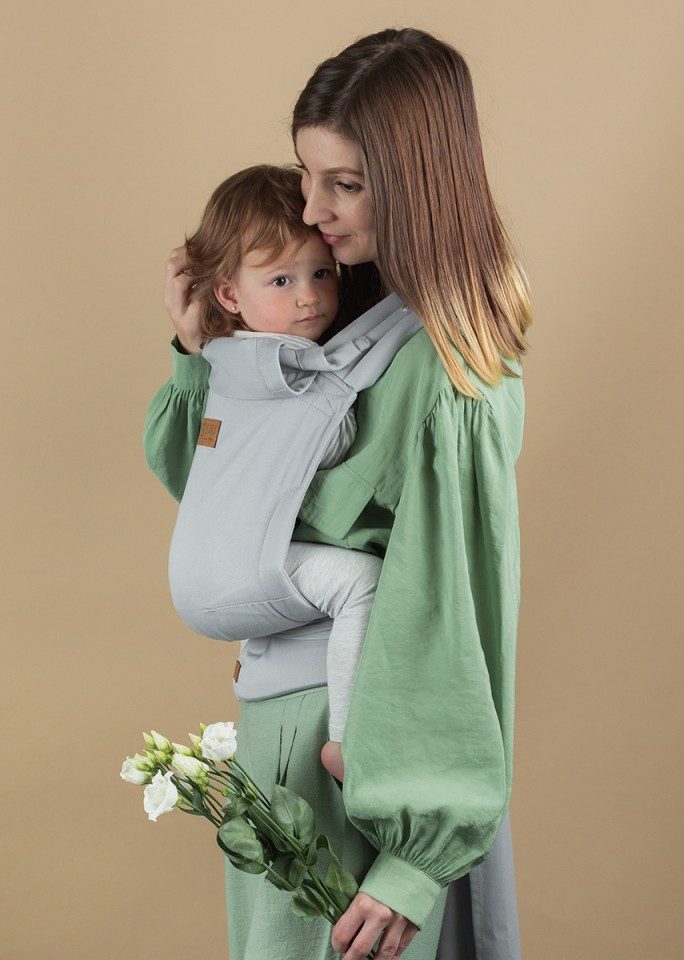 Isara Quick Half Buckle Carrier - Pearl Grey